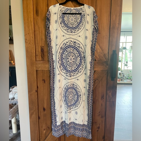 Cupshe Women’s Maxi Swim Cover Up Boho Print Bat Sleeve‎ Blue/White - Picture 2 of 8